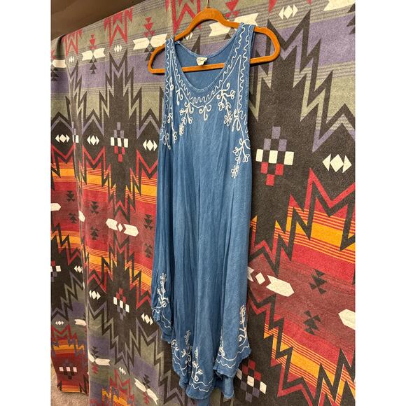 Beach by Exist Dress Blue White Cotton Embroidered Flowy Beach Resort Vacation - Picture 4 of 6